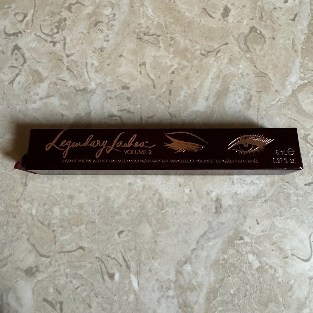 CHARLOTTE TILBURY LEGENDARY LASHES VOLUME 2 BLACK VINYL